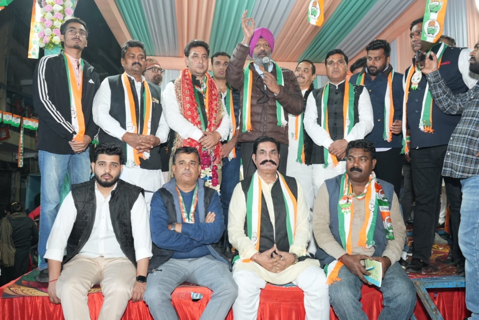 निगम उप चुनाव में नारायणा वार्ड से कांग्रेस प्रत्याशी श्री मनोज...